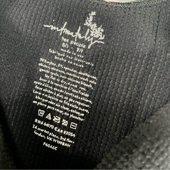 ❤️FREE Add❤️ FREE PEOPLE Intimately Mesh Inlay Tank Top - Picture 4 of 4